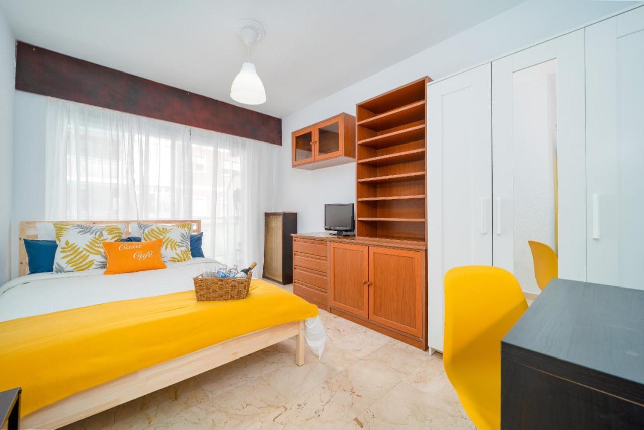 B Casacafe Madrid Pozuelo 2 Bano Fuera De La Habitacion O Compartido Посуело-де-Аларкон Екстер'єр фото