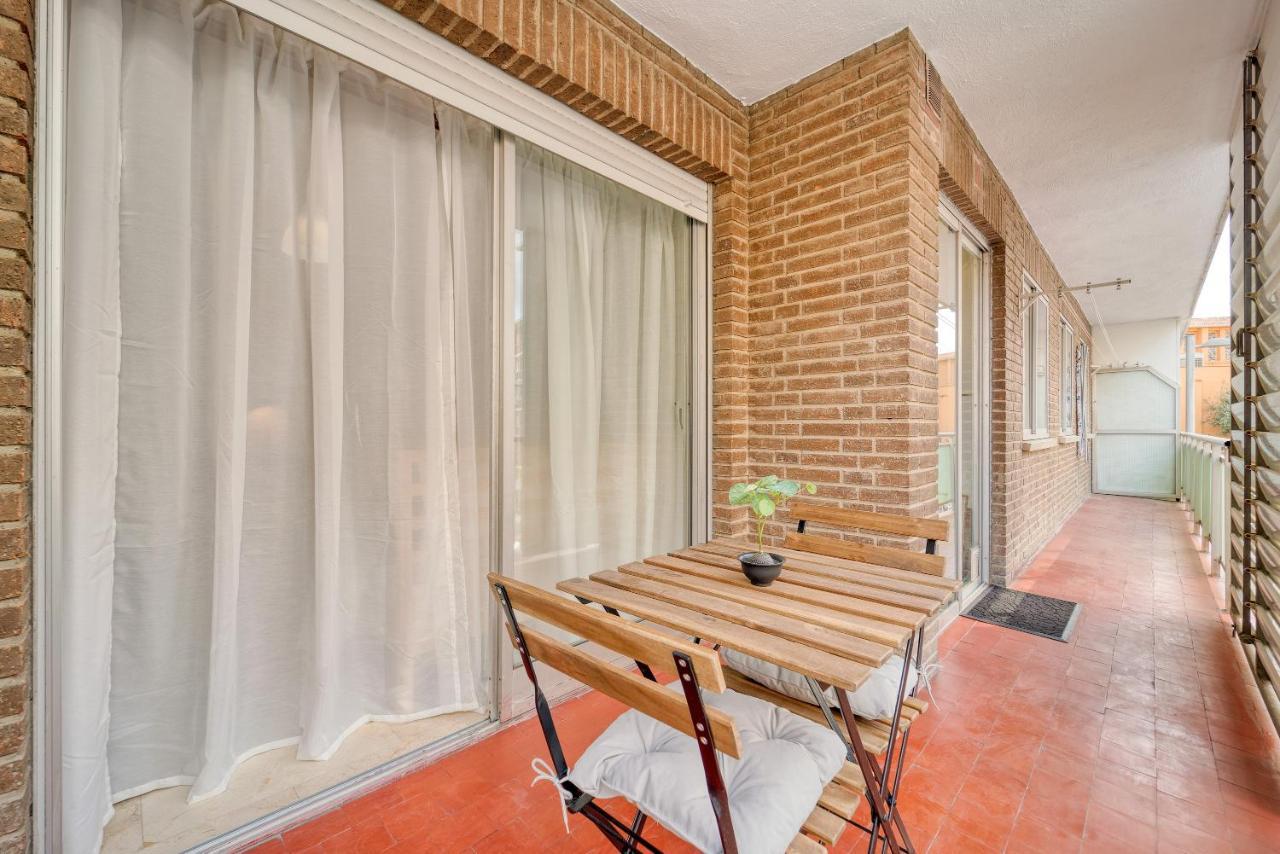B Casacafe Madrid Pozuelo 2 Bano Fuera De La Habitacion O Compartido Посуело-де-Аларкон Екстер'єр фото