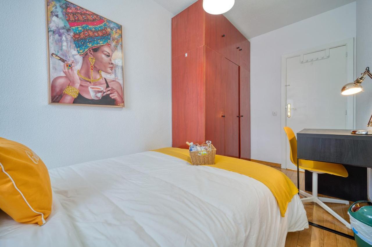 B Casacafe Madrid Pozuelo 2 Bano Fuera De La Habitacion O Compartido Посуело-де-Аларкон Екстер'єр фото