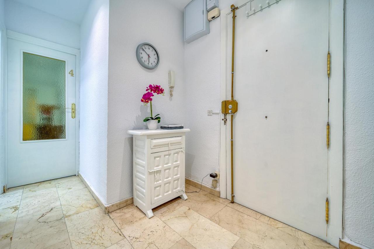 B Casacafe Madrid Pozuelo 2 Bano Fuera De La Habitacion O Compartido Посуело-де-Аларкон Екстер'єр фото