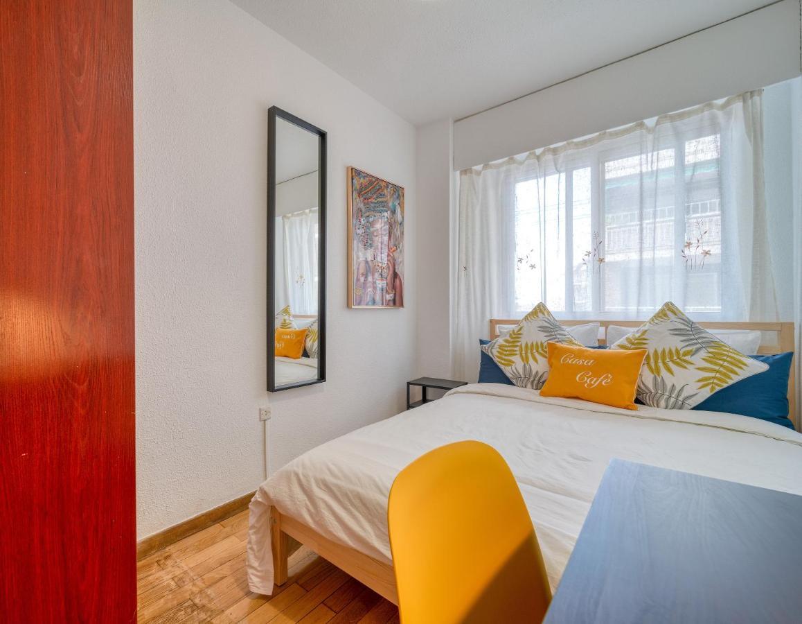 B Casacafe Madrid Pozuelo 2 Bano Fuera De La Habitacion O Compartido Посуело-де-Аларкон Екстер'єр фото